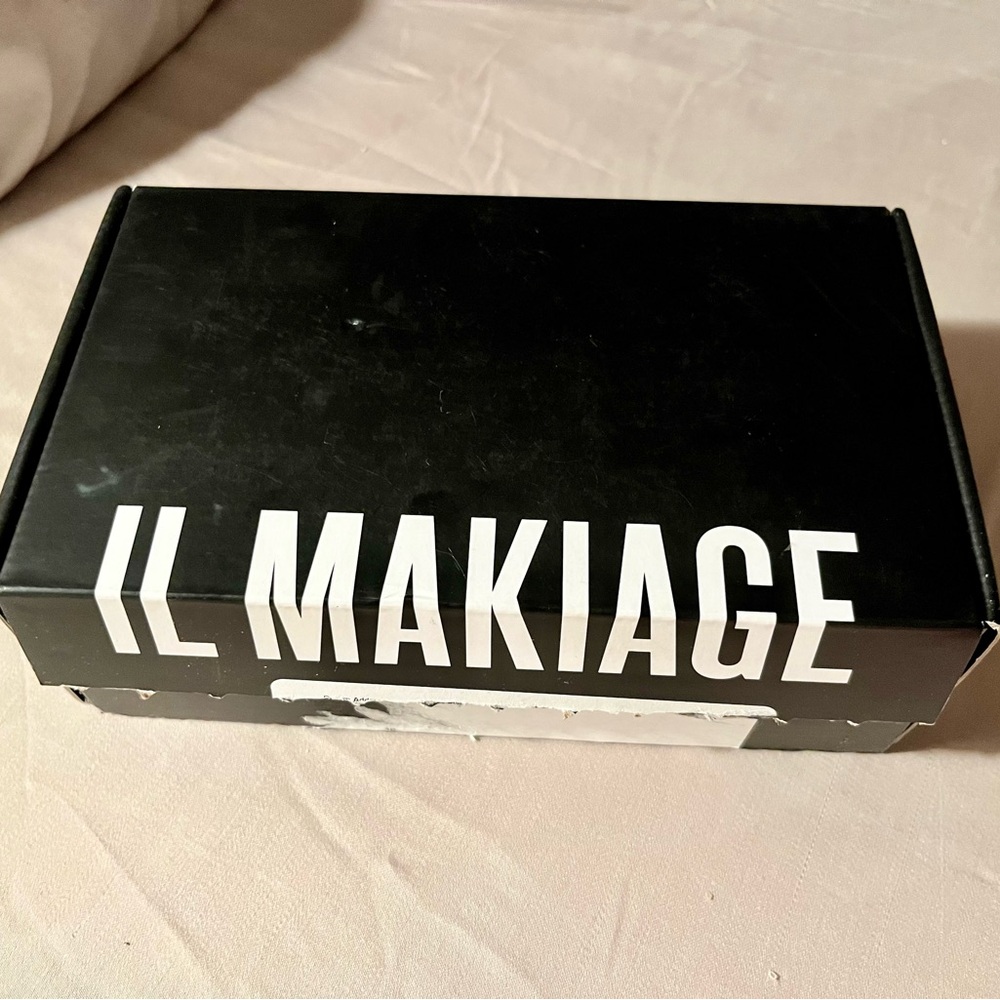 IL MAKIAGE Foundation